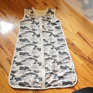 Copper Pearl Sleep Sack - Gray and White